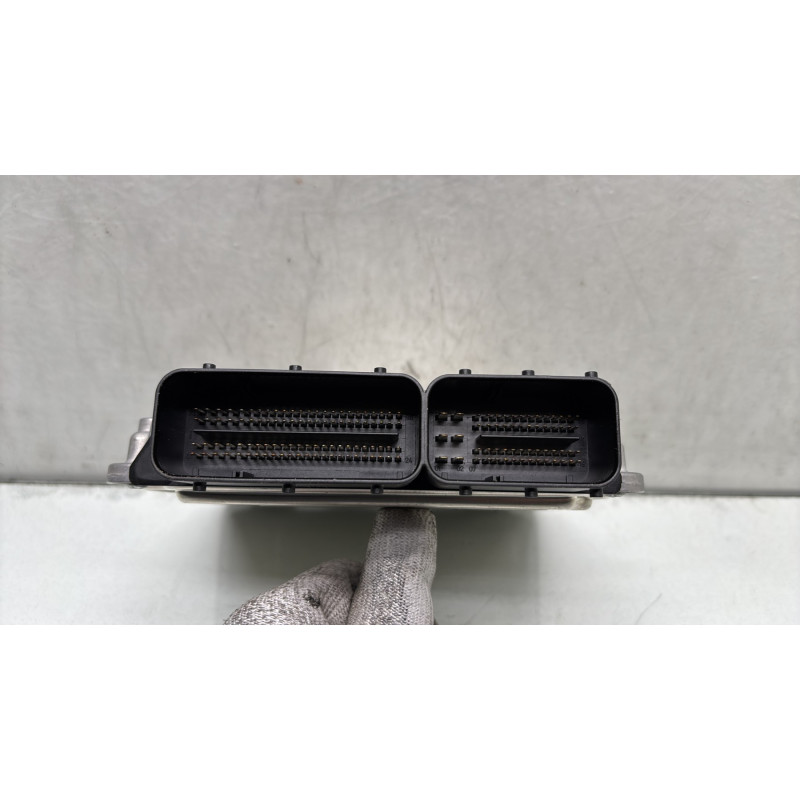 Calculateur moteur BMW SERIE 3 E90 Photo n°3