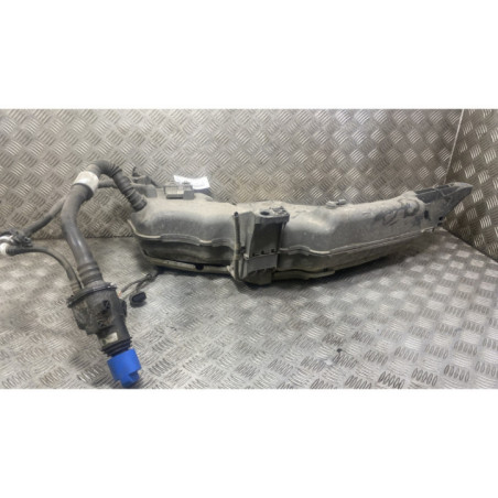 Reservoir AdBlue SEAT ATECA Photo n°1