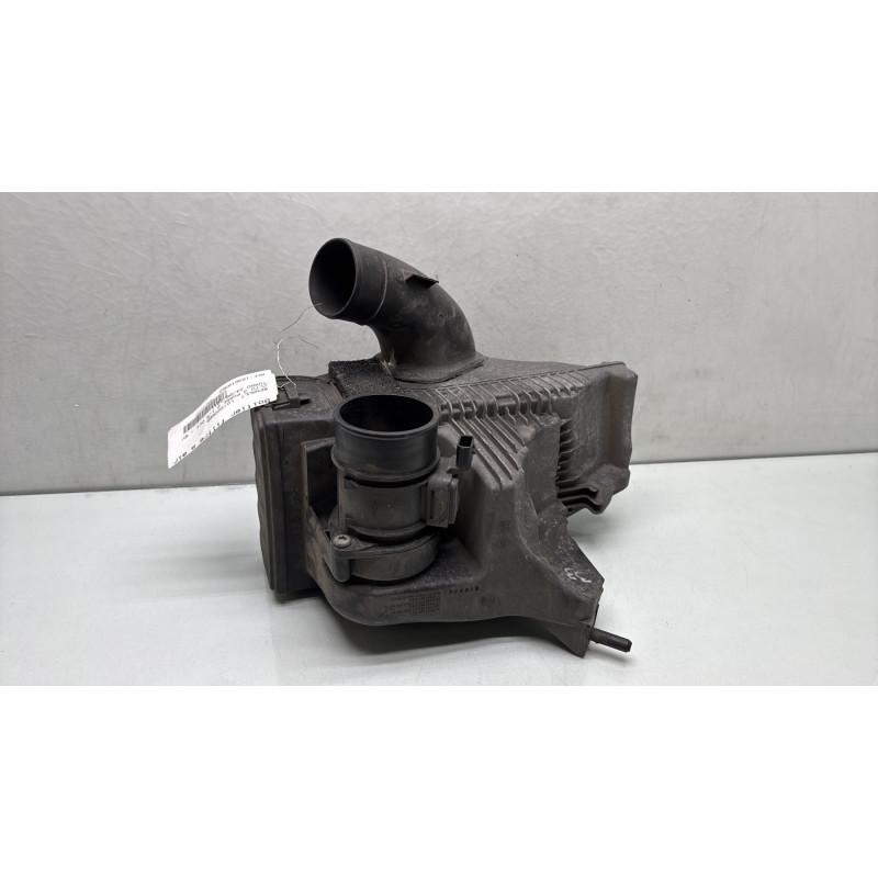 Boitier filtre a air RENAULT CLIO 3 Photo n°1