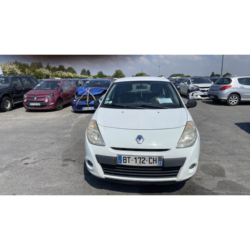 Boitier filtre a air RENAULT CLIO 3 Photo n°6