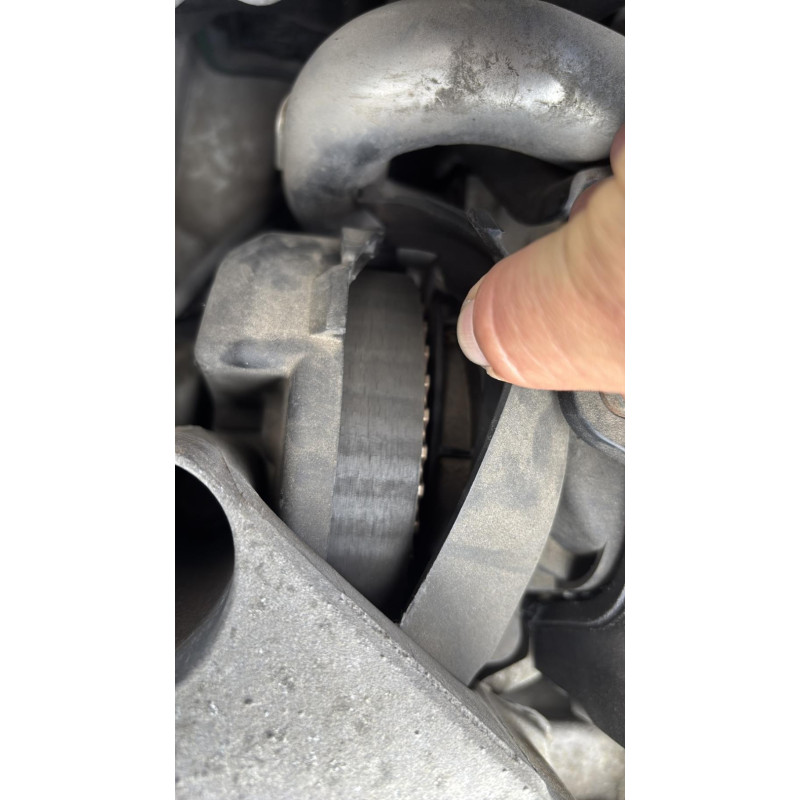 Boitier filtre a air RENAULT CLIO 3 Photo n°10