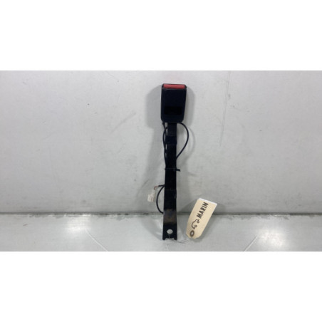 Attache ceinture avant droit NISSAN QASHQAI 1