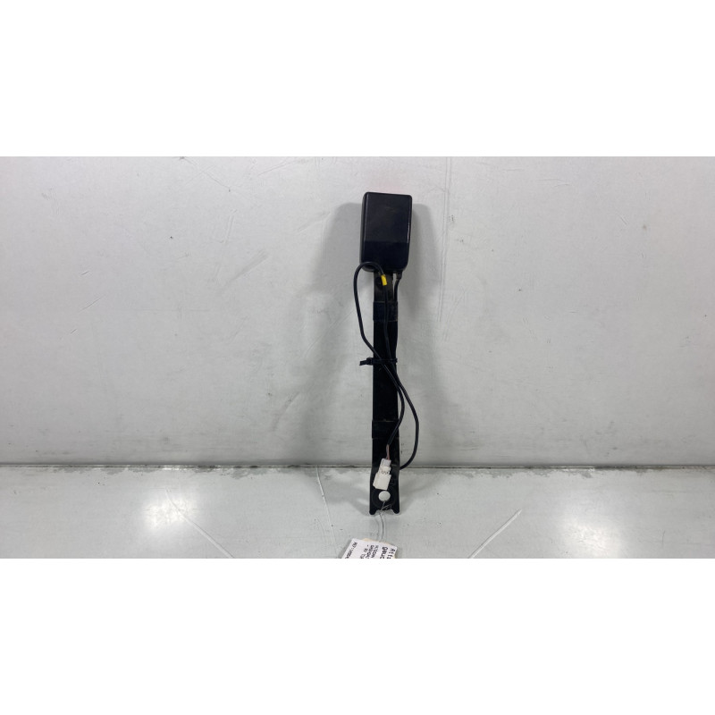 Attache ceinture avant gauche NISSAN QASHQAI 1 Photo n°1
