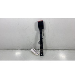 Attache ceinture avant gauche NISSAN QASHQAI 1