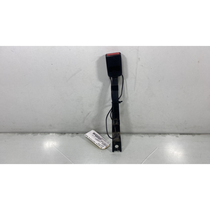 Attache ceinture avant gauche NISSAN QASHQAI 1 Photo n°2