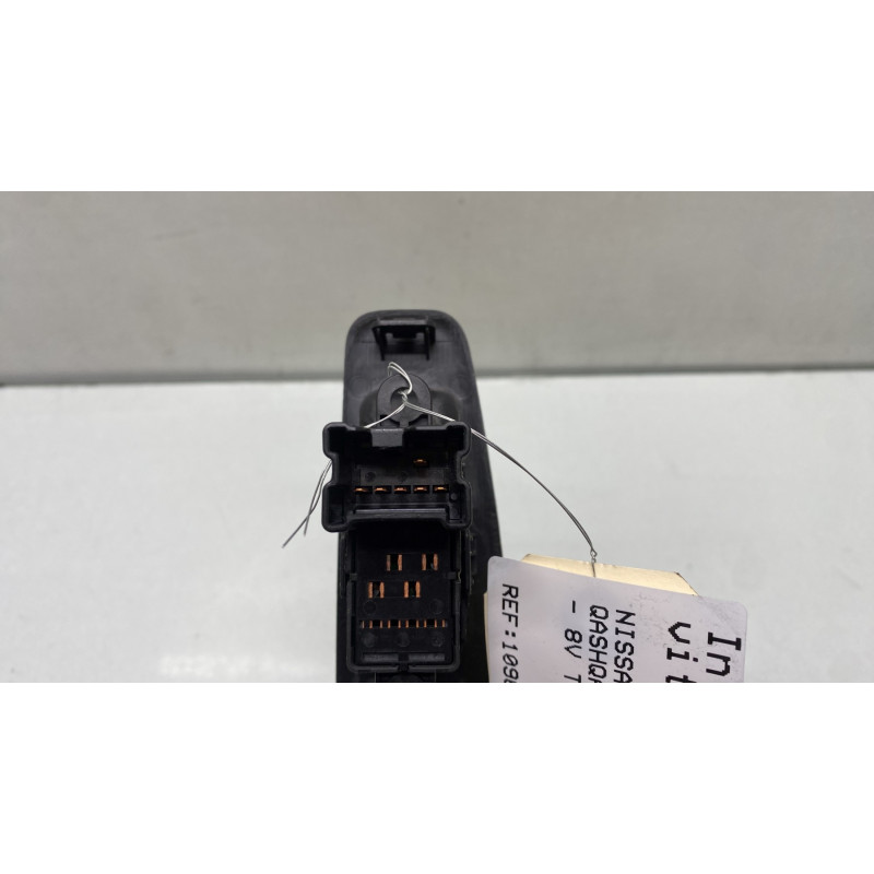 Interrupteur de leve vitre arriere droit NISSAN QASHQAI 1 Photo n°3