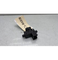 Interrupteur de leve vitre arriere gauche NISSAN QASHQAI 1