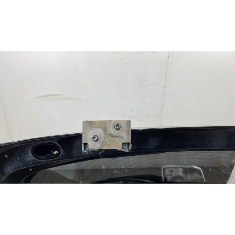Malle/Hayon arriere BMW SERIE 1 F20 Photo n°6