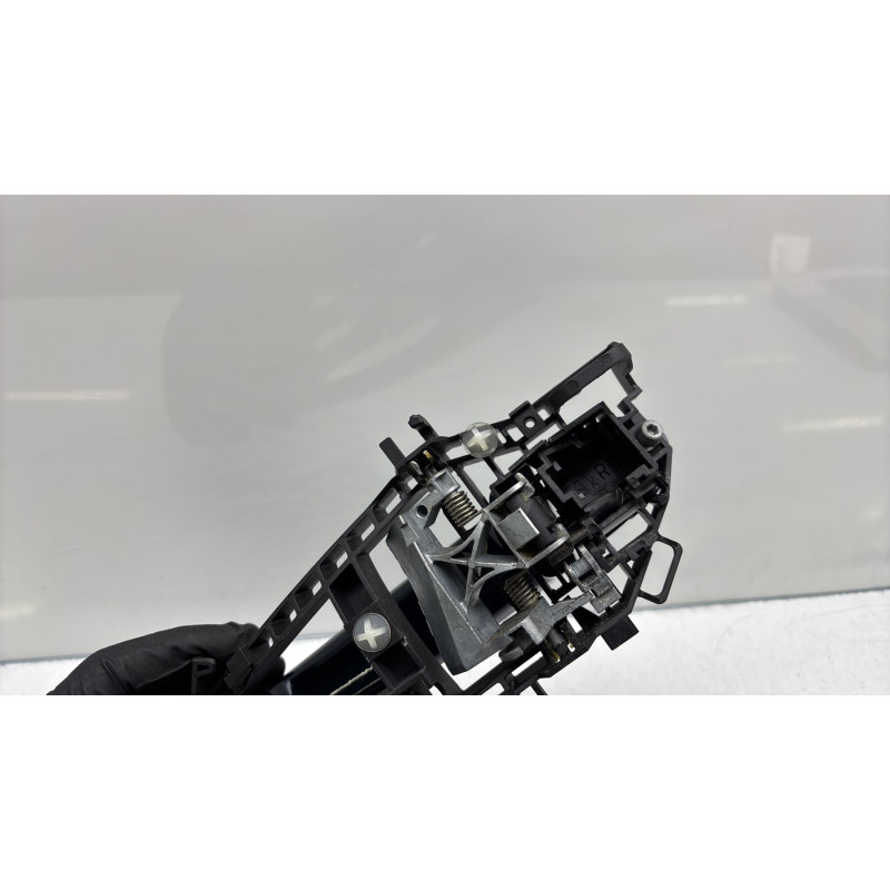 Poignee porte avant droit BMW SERIE 1 F20 Photo n°4