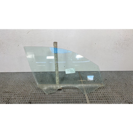 Vitre avant droit BMW SERIE 1 F20 Photo n°1