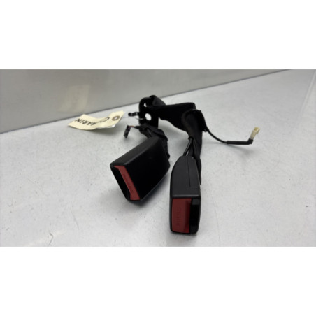 Attache ceinture arriere droit BMW SERIE 1 F20 Photo n°1