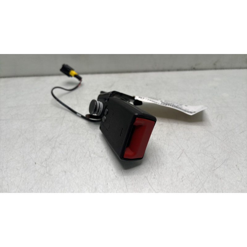 Attache ceinture arriere gauche ALFA ROMEO GIULIETTA 2 Photo n°3