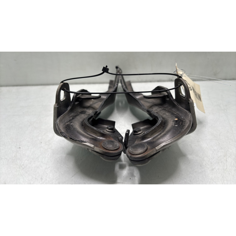 Charniere de capot ALFA ROMEO GIULIETTA 2 Photo n°4