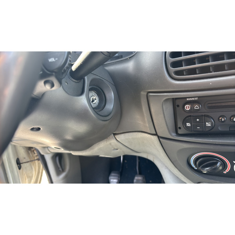 Aile avant droit RENAULT SCENIC 1 Photo n°18