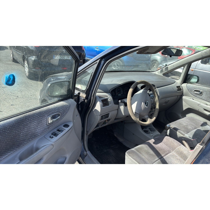 Feu arriere principal droit (feux) MAZDA PREMACY Photo n°15