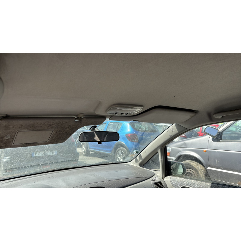Feu arriere principal droit (feux) MAZDA PREMACY Photo n°19