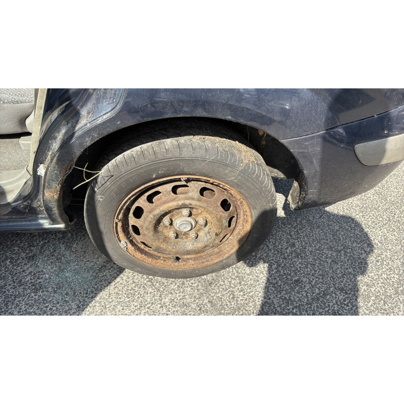 Feu arriere principal droit (feux) MAZDA PREMACY Photo n°20