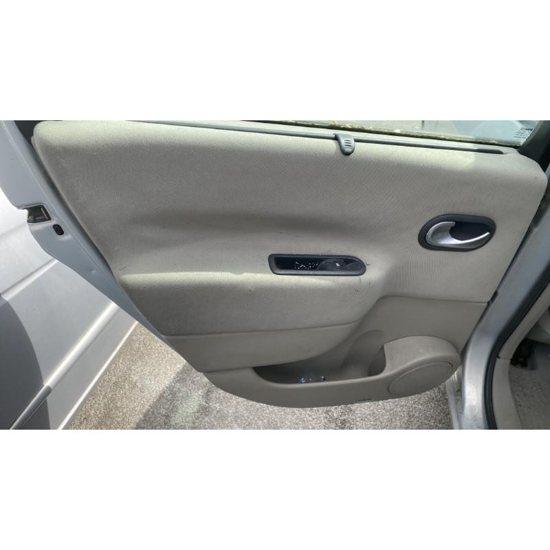 Bouton de coffre RENAULT SCENIC 2 Photo n°14