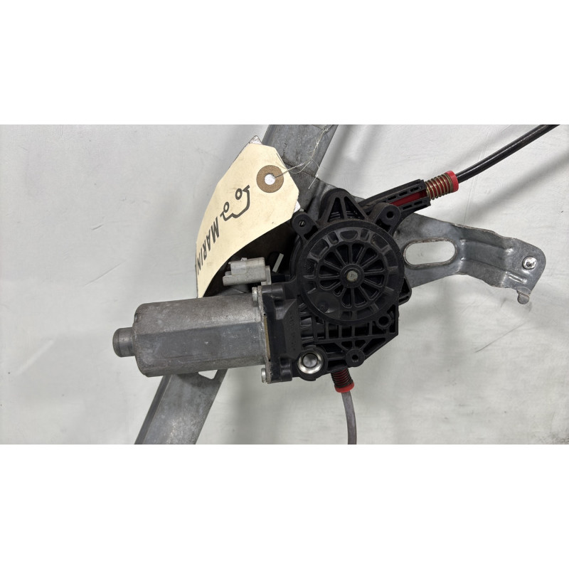 Leve vitre electrique avant droit PEUGEOT 206 Photo n°7