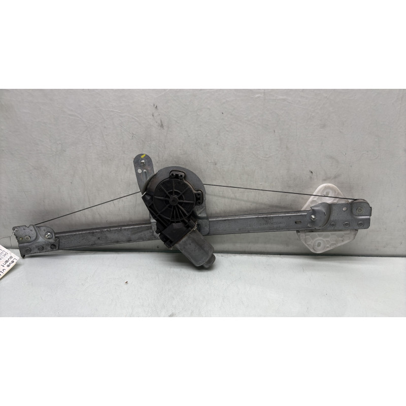 Leve vitre electrique avant droit DACIA LOGAN MCV 1 Photo n°3