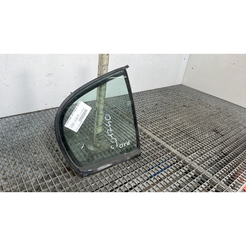 Custode arriere droit (porte) NISSAN ALMERA 2 Photo n°3