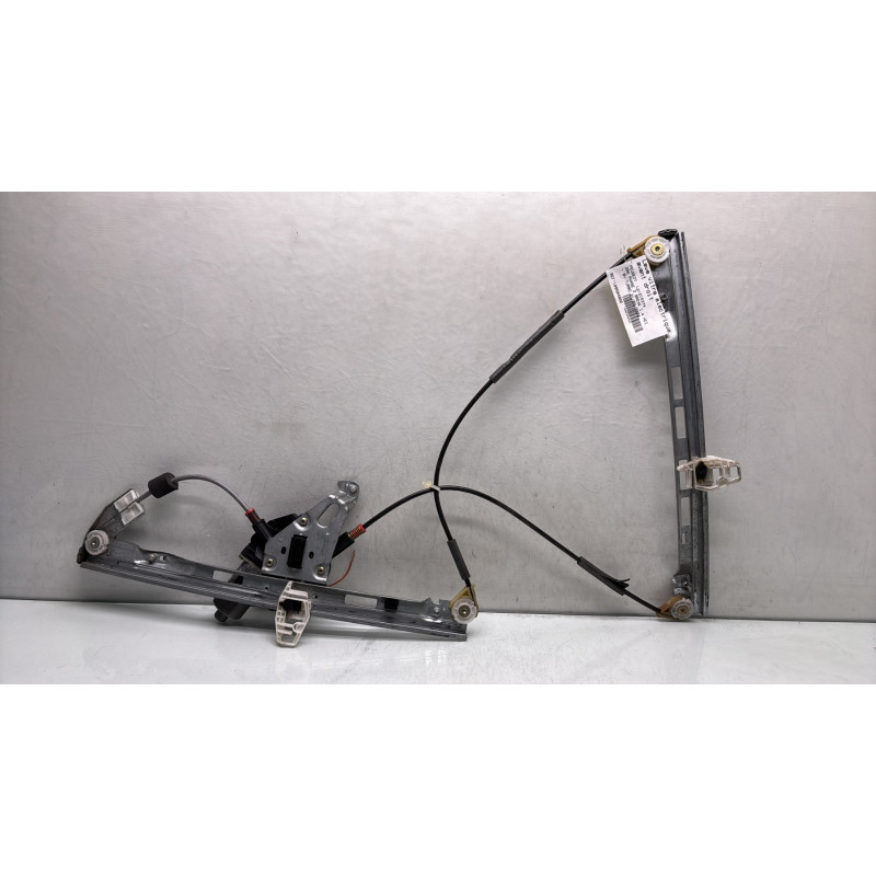 Leve vitre electrique avant droit PEUGEOT 206 Photo n°1