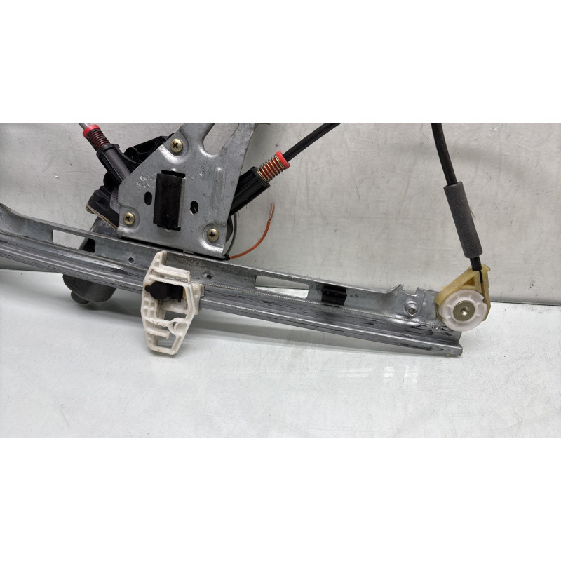 Leve vitre electrique avant droit PEUGEOT 206 Photo n°2