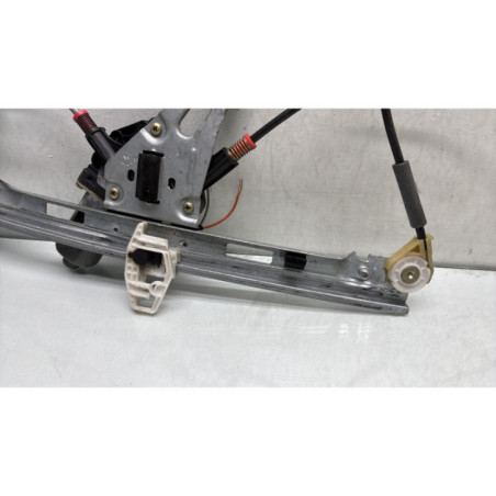 Leve vitre electrique avant droit PEUGEOT 206