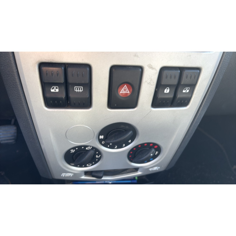 Calculateur moteur DACIA LOGAN MCV 1 Photo n°13