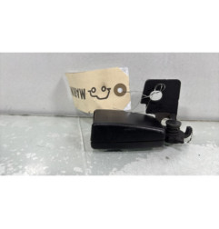 Attache ceinture arriere gauche OPEL CORSA D