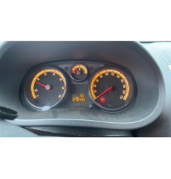 Bouton de warning OPEL CORSA D