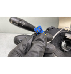 Com (Bloc Contacteur Tournant+Commodo Essuie Glace+Commodo Phare) PEUGEOT 308 1