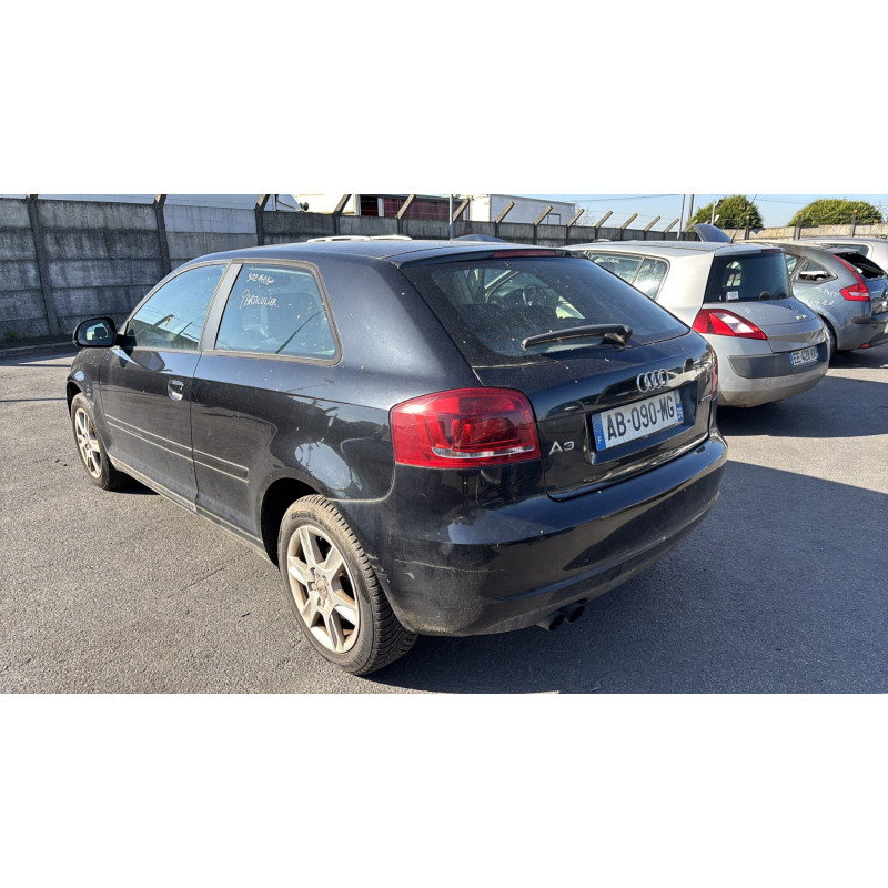 Serrure de coffre AUDI A3 2 Photo n°8