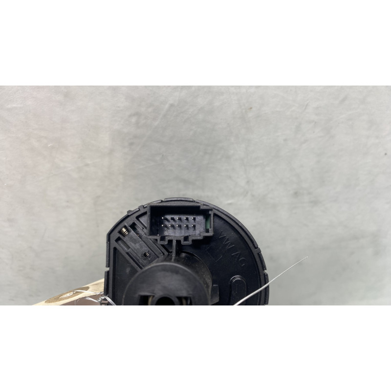 Commande de phare SEAT ATECA Photo n°3