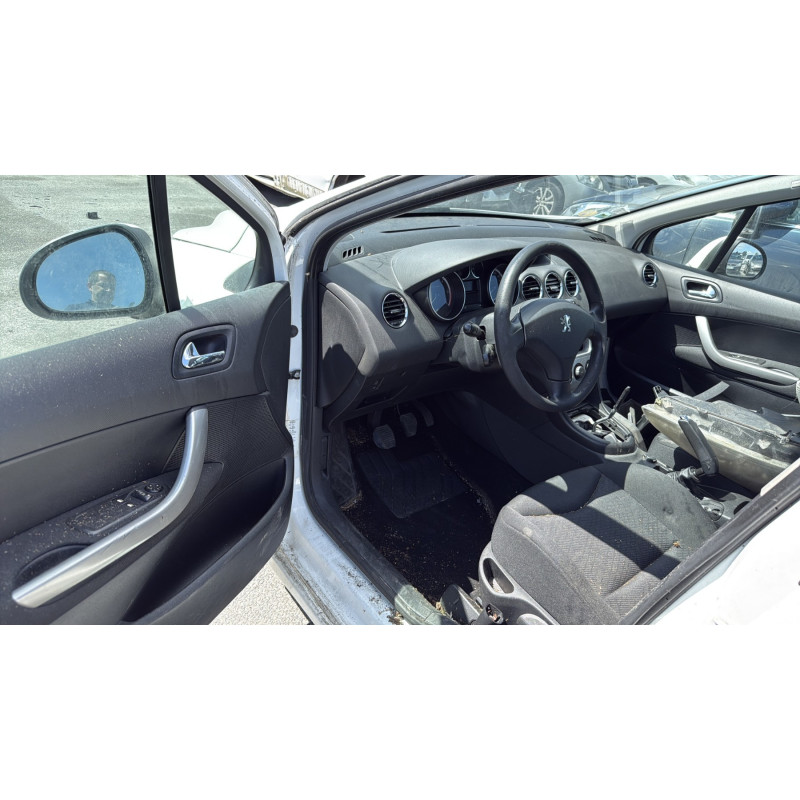 Vitre avant droit PEUGEOT 308 1 Photo n°17