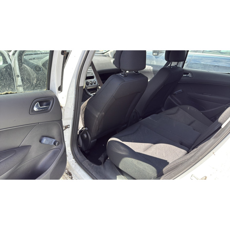 Vitre avant droit PEUGEOT 308 1 Photo n°19