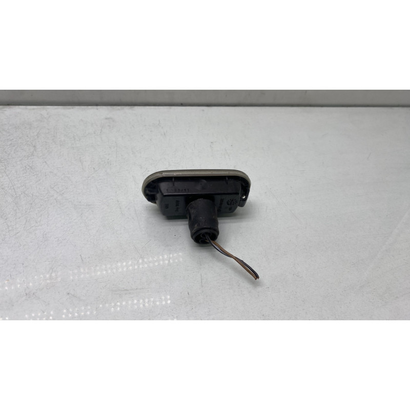 Repetiteur clignotant avant gauche (Feux) SEAT TOLEDO 2 Photo n°4