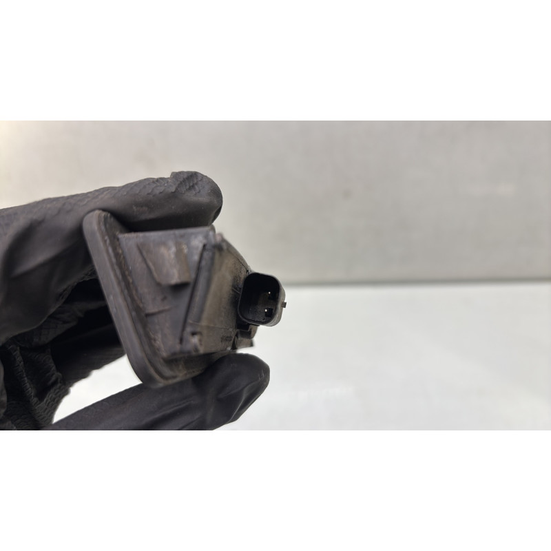 Bouton de coffre FORD KUGA 1 Photo n°3
