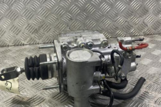 Bloc ABS (freins anti-blocage) TOYOTA AURIS 1