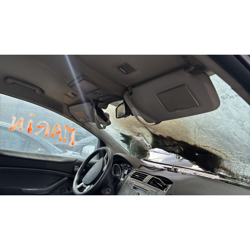 Vitre arriere droit FORD KUGA 1 Photo n°18