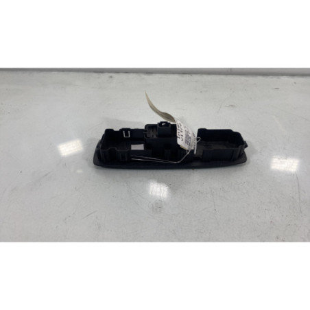 Interrupteur de leve vitre avant droit RENAULT MEGANE 4
