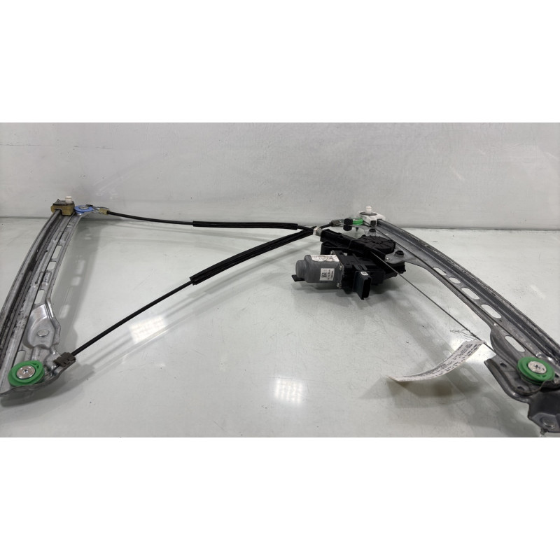 Leve vitre electrique avant droit RENAULT MEGANE 4 Photo n°1