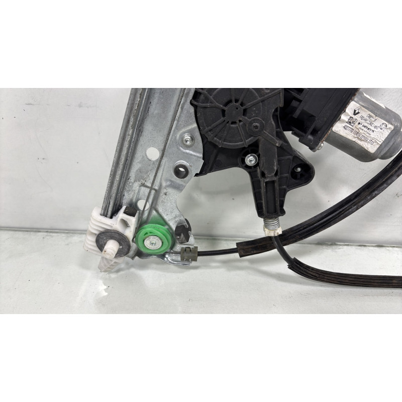 Leve vitre electrique avant droit RENAULT MEGANE 4 Photo n°4
