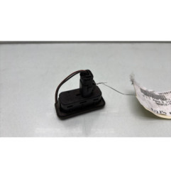 Bouton de coffre RENAULT GRAND SCENIC 2