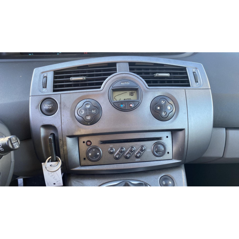 Bouton de coffre RENAULT GRAND SCENIC 2 Photo n°5
