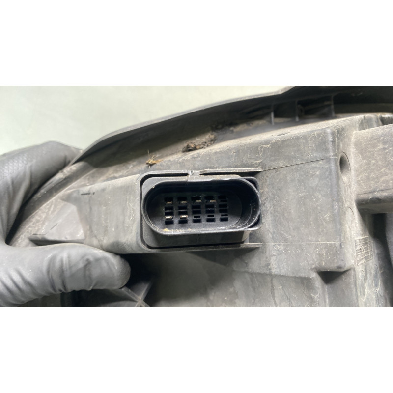 Optique avant principal droit (feux)(phare) VOLKSWAGEN FOX Photo n°3