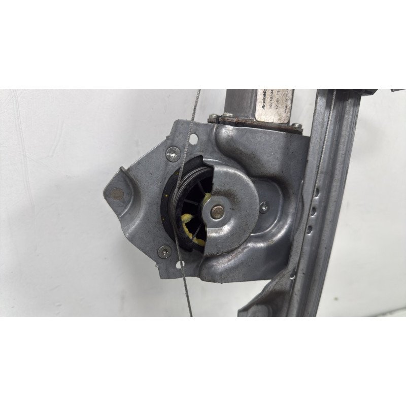 Leve vitre electrique arriere droit RENAULT MODUS Photo n°3