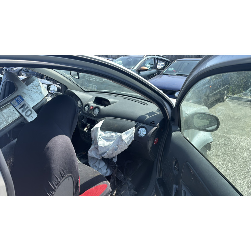 Retroviseur gauche CITROEN C2 Photo n°18
