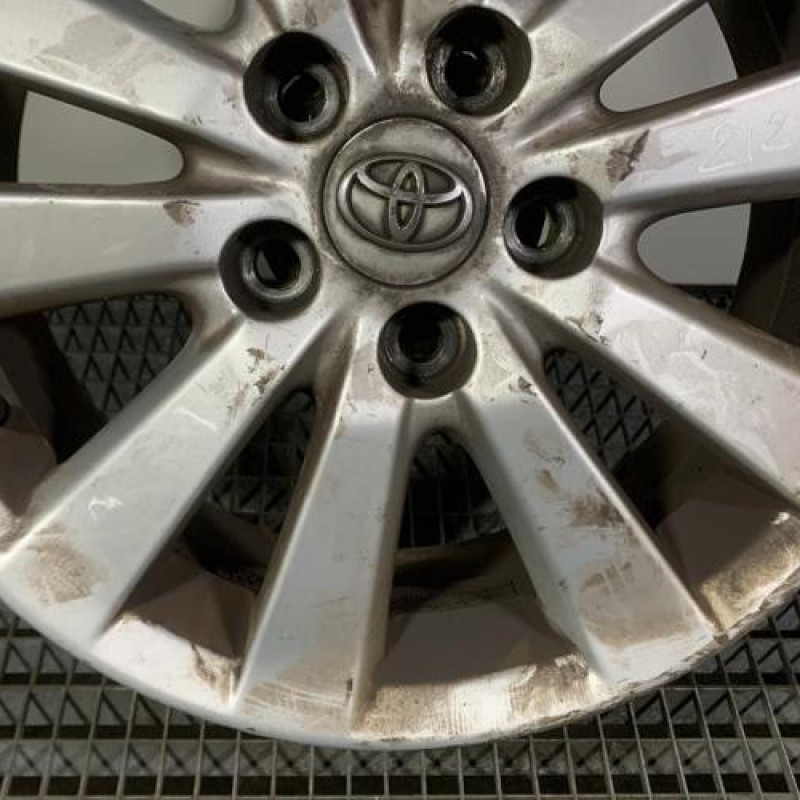 Jante TOYOTA AURIS 1 Photo n°3