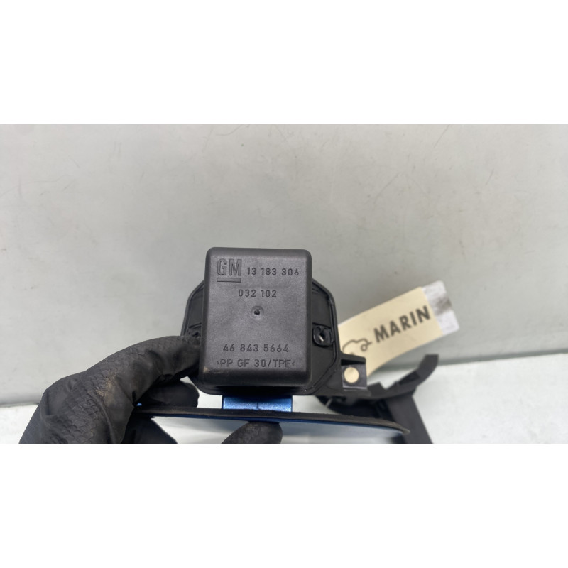 Trappe d'essence OPEL CORSA E Photo n°4